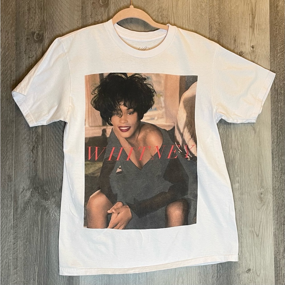 Whitney Houston White Graphic Short Sleeve Tee